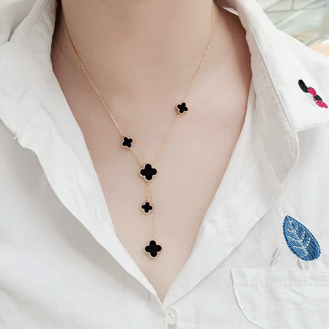 Xiaohongshu Titanium Steel Female Pendant Clavicle Chain Four-Leaf Clover
