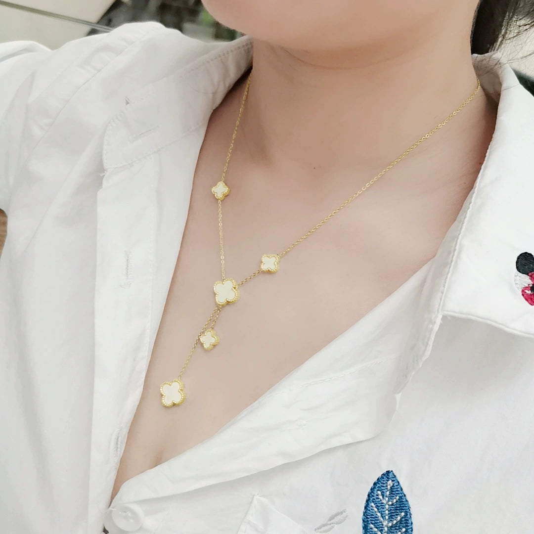 Xiaohongshu Titanium Steel Female Pendant Clavicle Chain Four-Leaf Clover